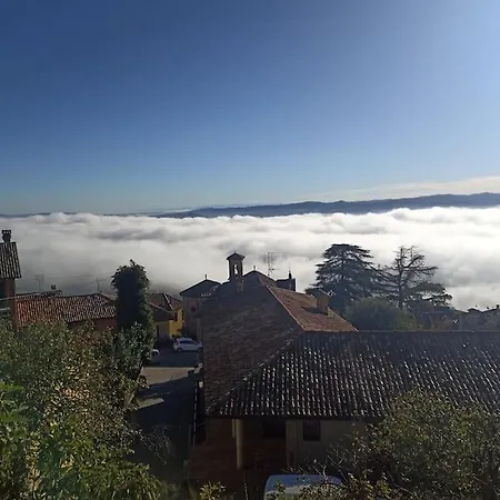 Albaluna - Panorama Sulle Langhe Apartamento *